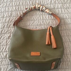 Elegant Olive Green Leather Shoulder Bag